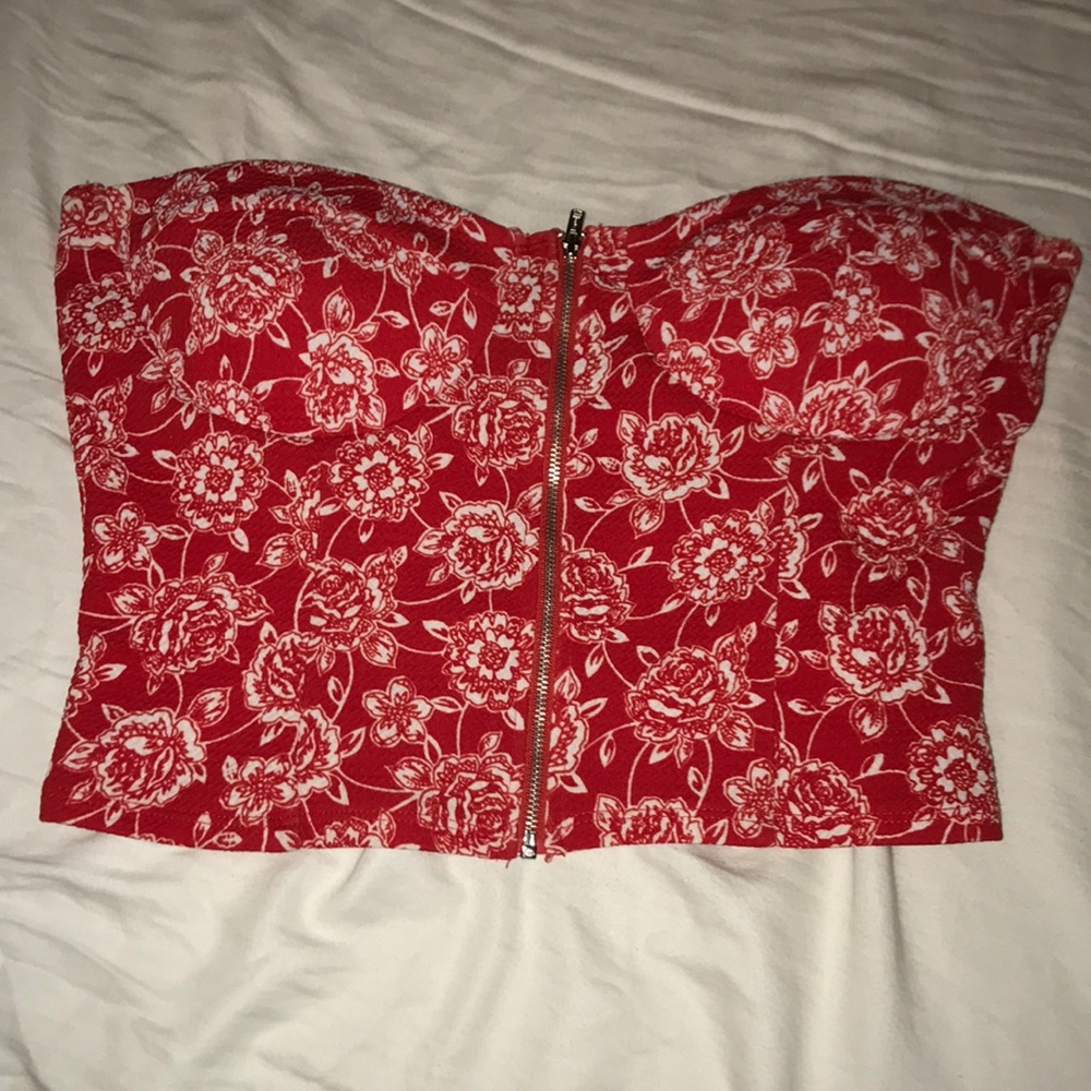 red and white tube top!❤️